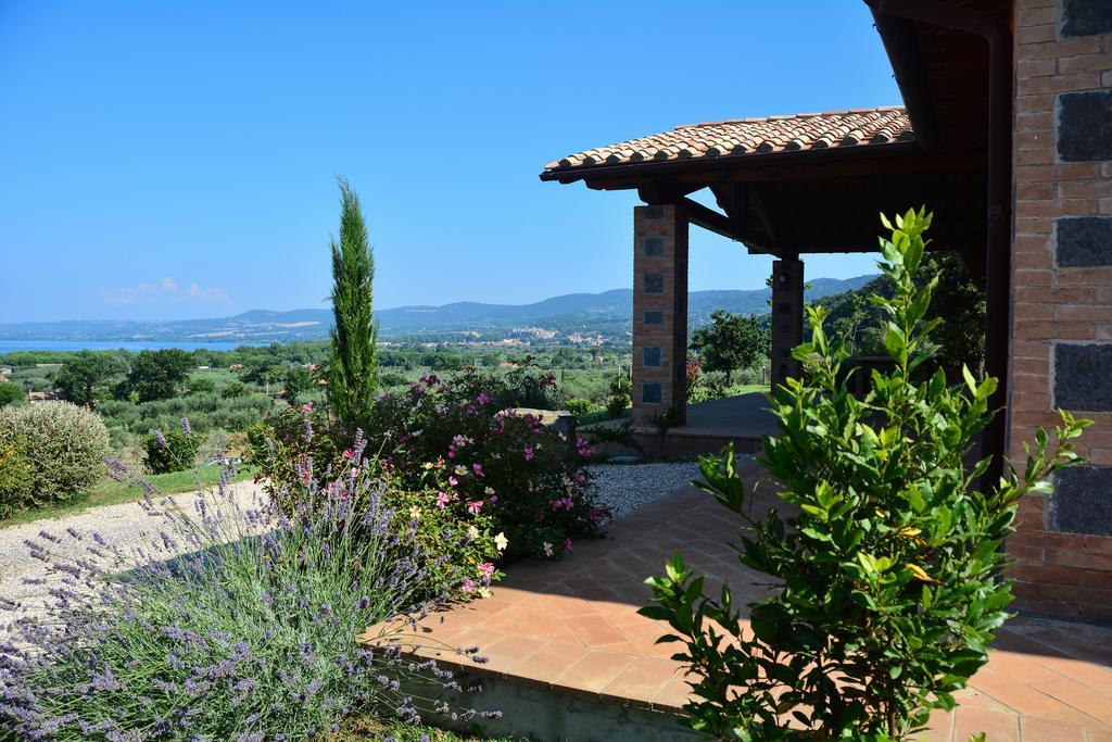 Agriturismo Parco Di Canuleio - Con Vista Sul Lago Bolsena Bagian luar foto